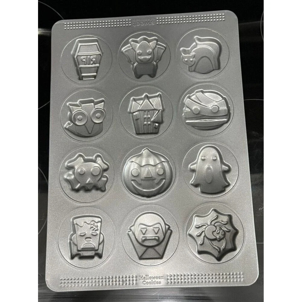 Halloween Cookie Sheet Pan 12-Cavity Nonstick Sweet Creations Baking Tray Spooky